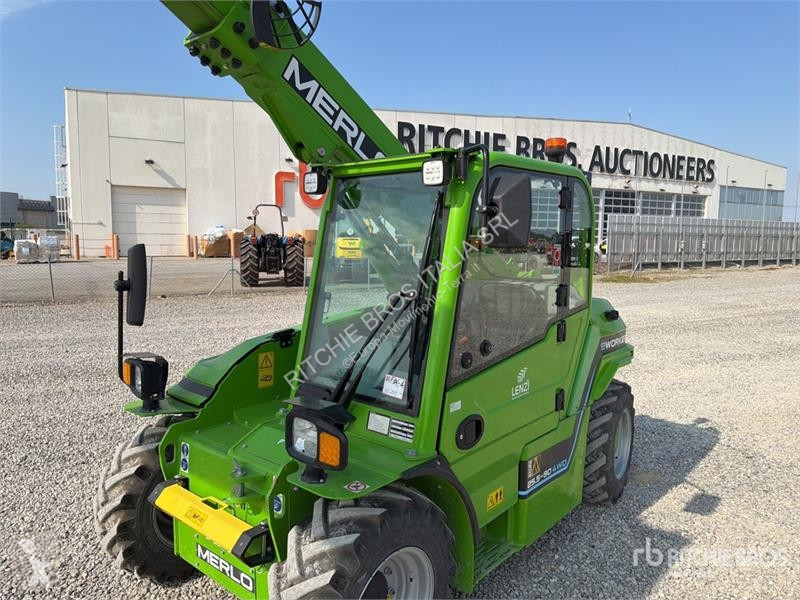 Încărcător telescopic Merlo E-Worker 25.5-90...