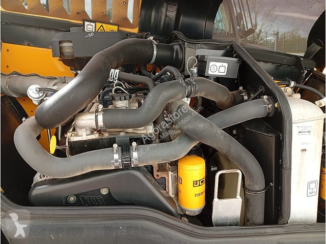 Chariot télescopique JCB