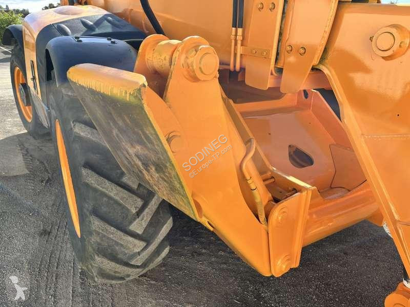 Chariot télescopique JCB