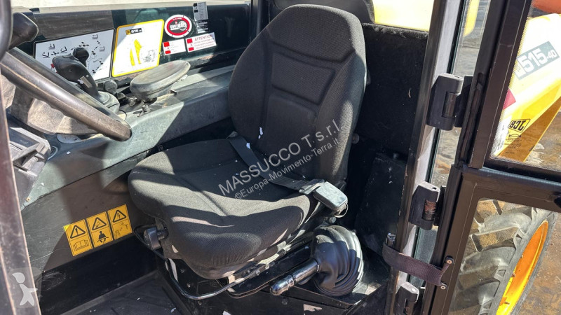 Teleskopický vozík JCB TH 4X4