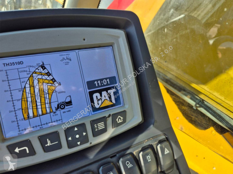 Teleskopický vozík Caterpillar TH3510D
