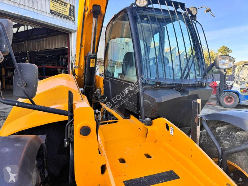 رافعة شوكية تلسكوبية JCB  540-180 Chariot...