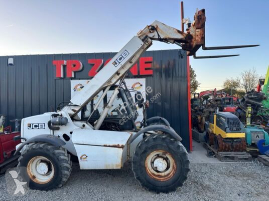 Chariot télescopique JCB 528-70