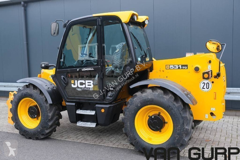 Empilhador braço telescópico  JCB | 2024 | 158h...