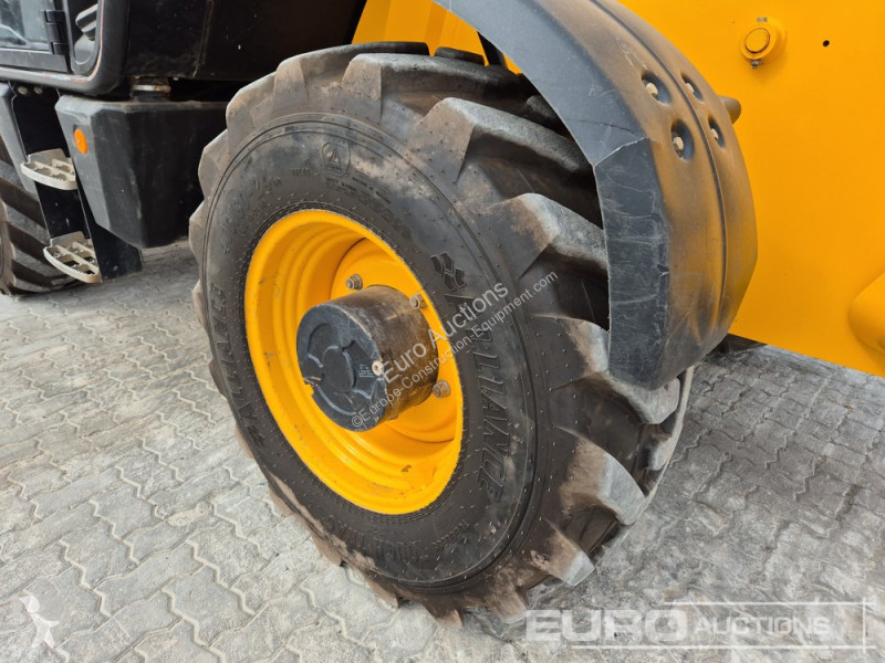 رافعة شوكية تلسكوبية JCB 540-170