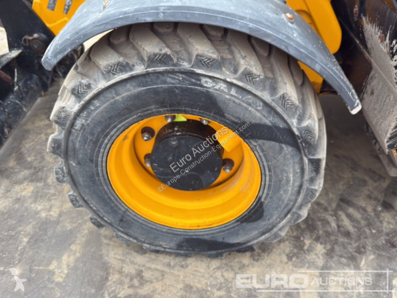 Încărcător telescopic JCB 525-60 Hi Viz