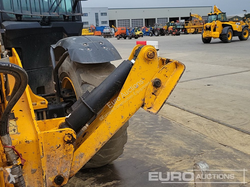 رافعة شوكية تلسكوبية JCB 540-140 Hi Viz