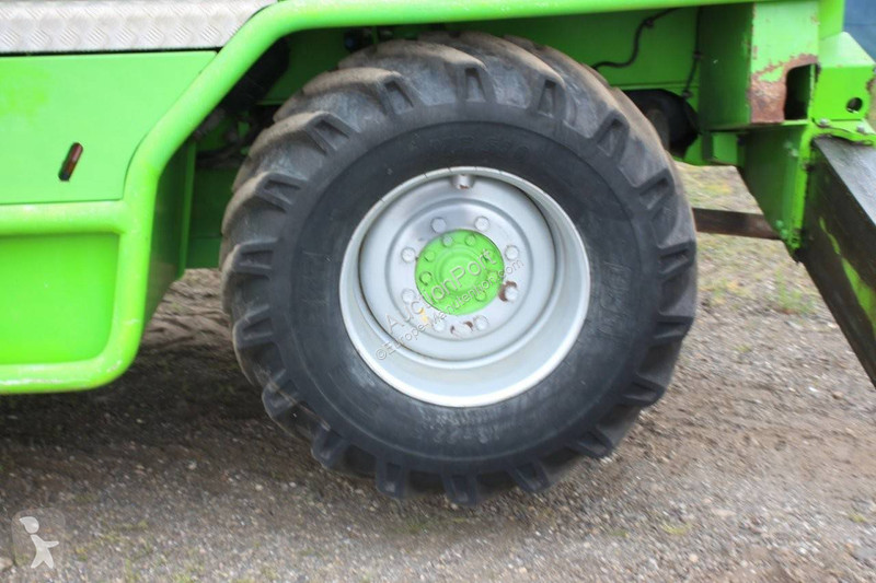 Teleskopisk truck Merlo ROTO 40.25 MCSS
