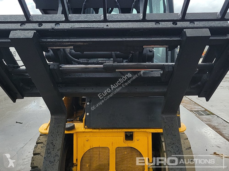 Încărcător telescopic JCB