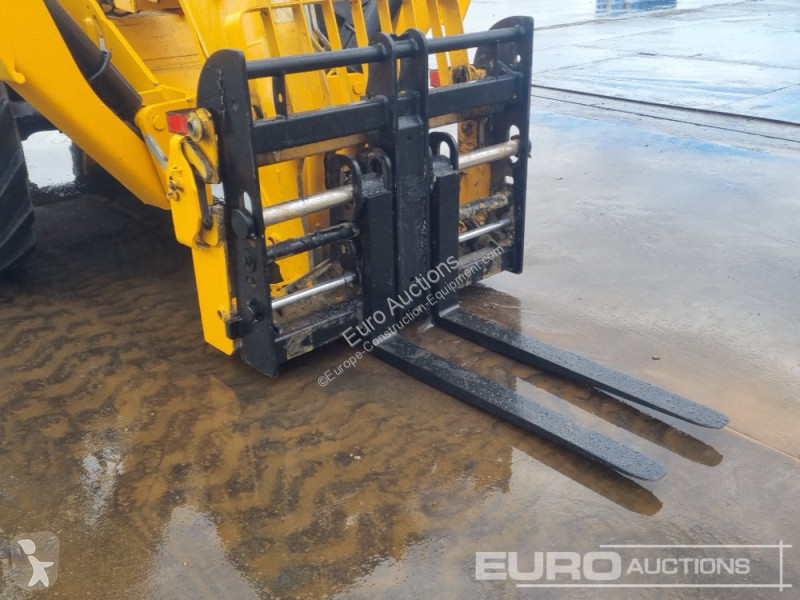 Chariot télescopique JCB 533-105