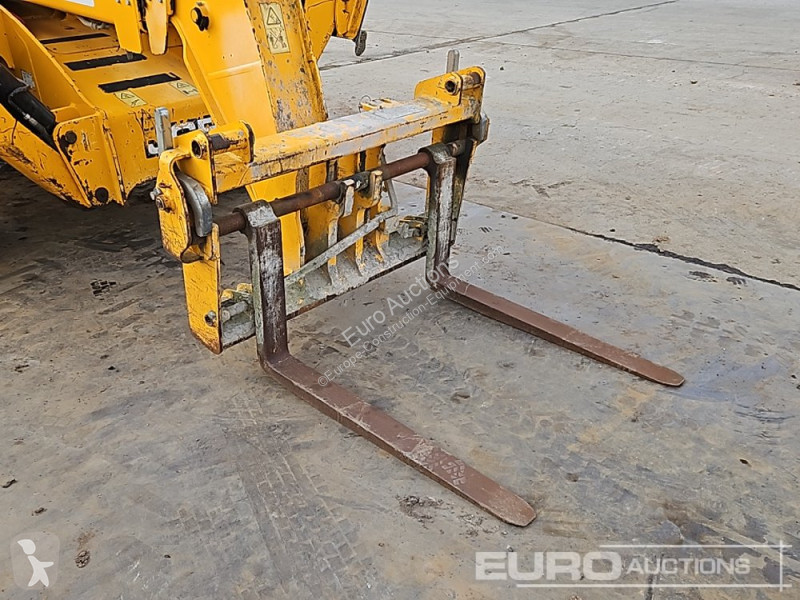 Chariot télescopique JCB 540-140 Hi Viz