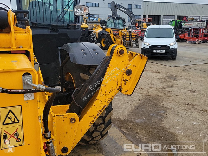 Teleskopický vozík JCB 540-140 Hi Viz