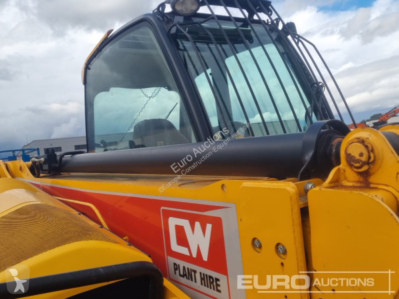 Teleskopický vozík JCB 535-95