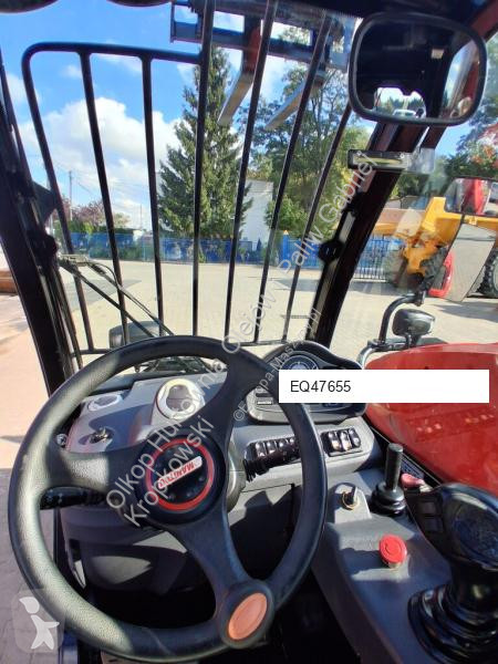 Teleskopický manipulátor Manitou MT 625