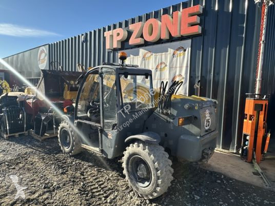 Teleskoplastare Terex telelift 2506 à 21 500 € ht