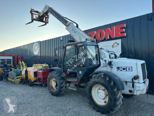 رافعة شوكية تلسكوبية JCB 528-70 à 18 500 € ht