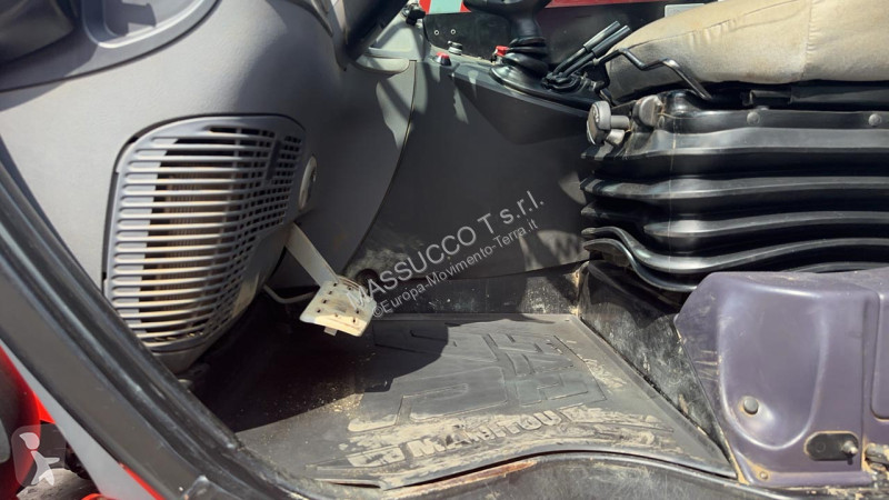 رافعة شوكية تلسكوبية Manitou