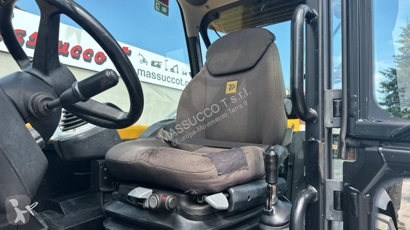 Sollevatori telescopici JCB AGROPLUS 560-80