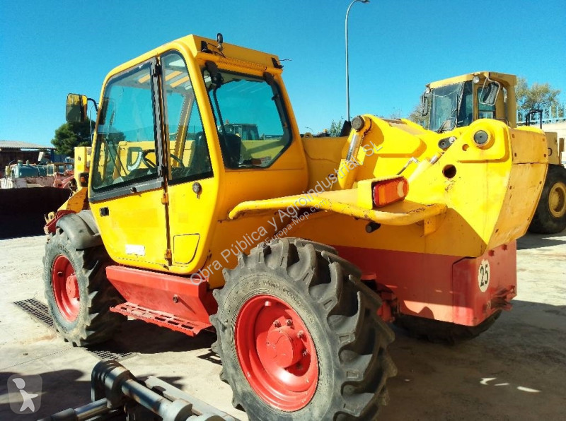 رافعة شوكية تلسكوبية Manitou