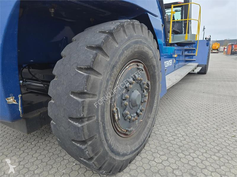 Телескопичен товарач Konecranes NCN 100 - 289TH
