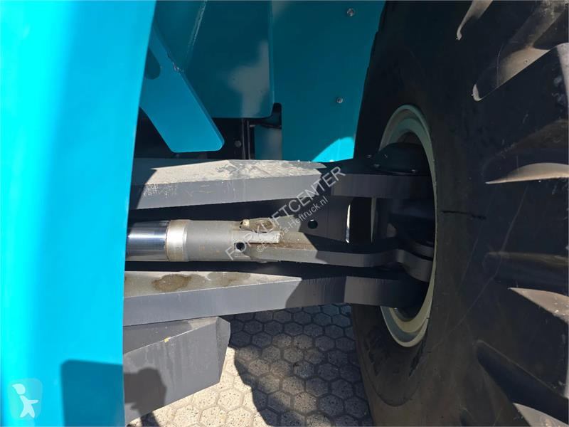 Teleskopický manipulátor Konecranes SMV 4632 TC5