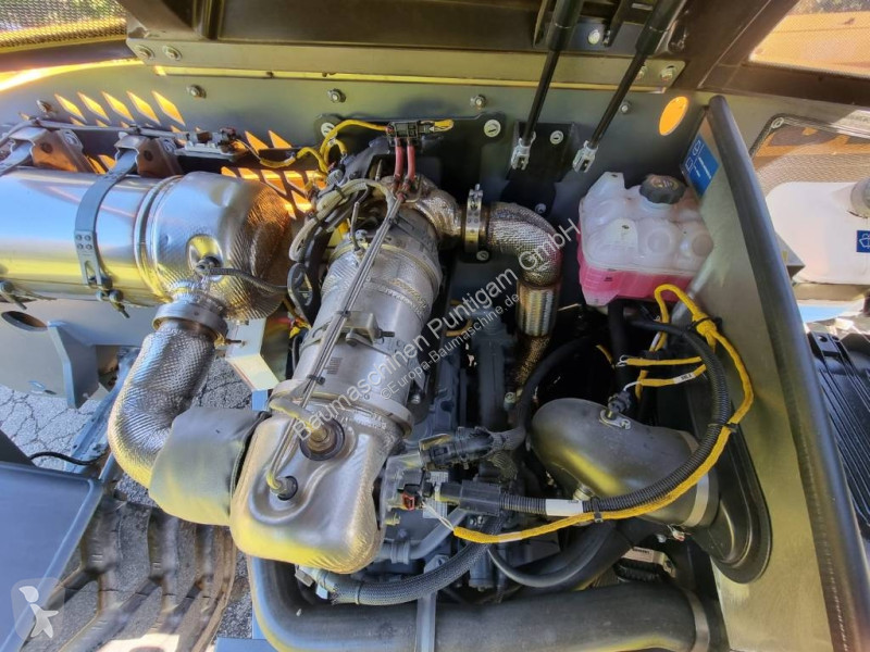 رافعة شوكية تلسكوبية Liebherr T 32-7
