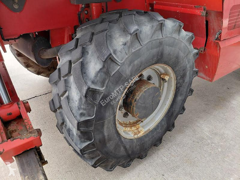 رافعة شوكية تلسكوبية Manitou