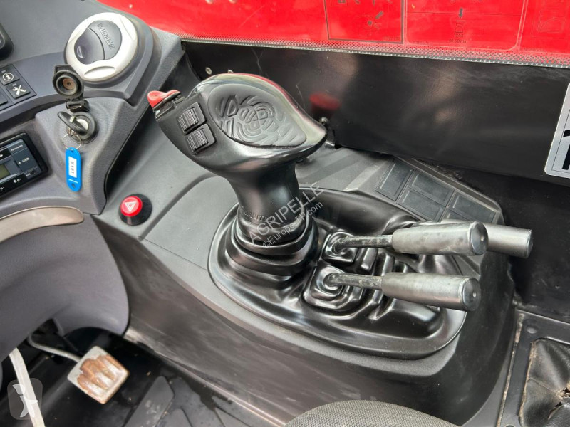 Teleskopický manipulátor Manitou  MT1335