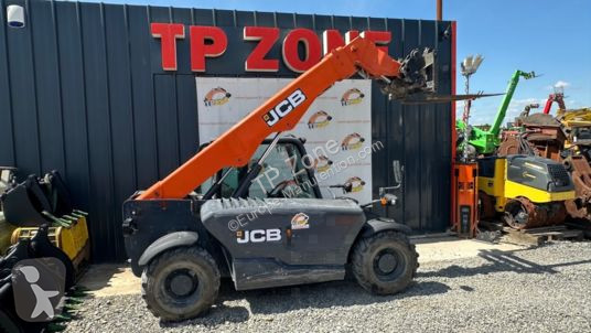 Teleskopický manipulátor JCB 525-60 t4 à 32 900...