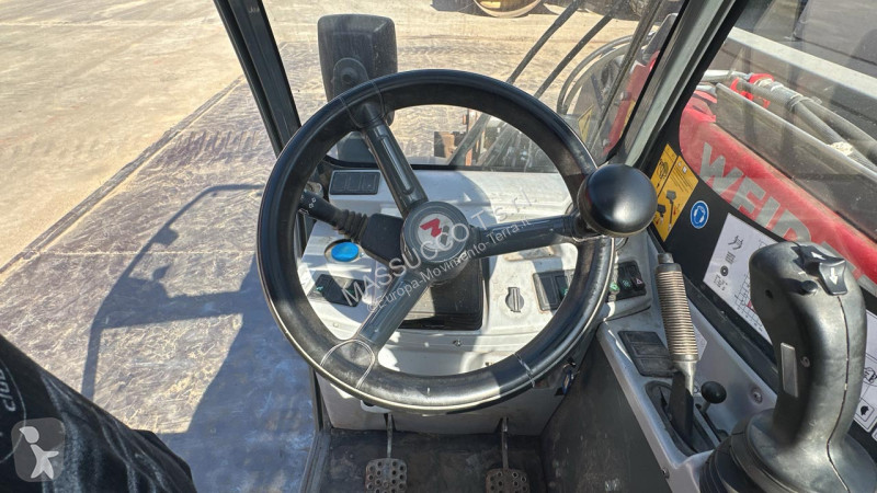 رافعة شوكية تلسكوبية Weidemann T4512 4x4