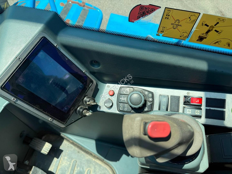 رافعة شوكية تلسكوبية Magni 5.21 4x4x4 - 5 Ton -...