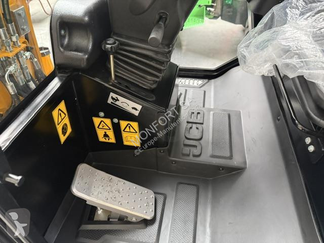 Carretilla telescópica JCB  TM 110