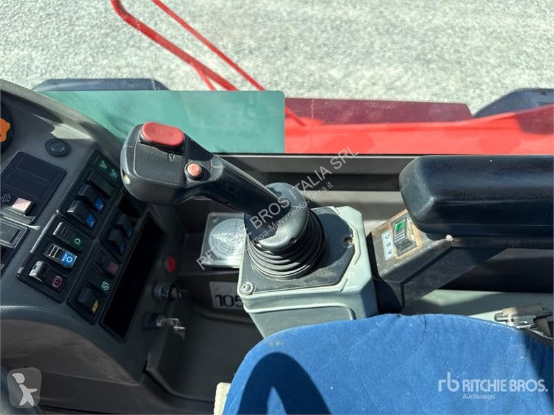 Empilhador braço telescópico  Manitou MRT1840