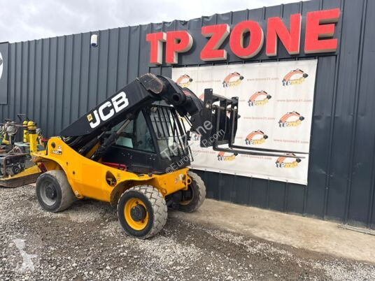 Chariot télescopique JCB
