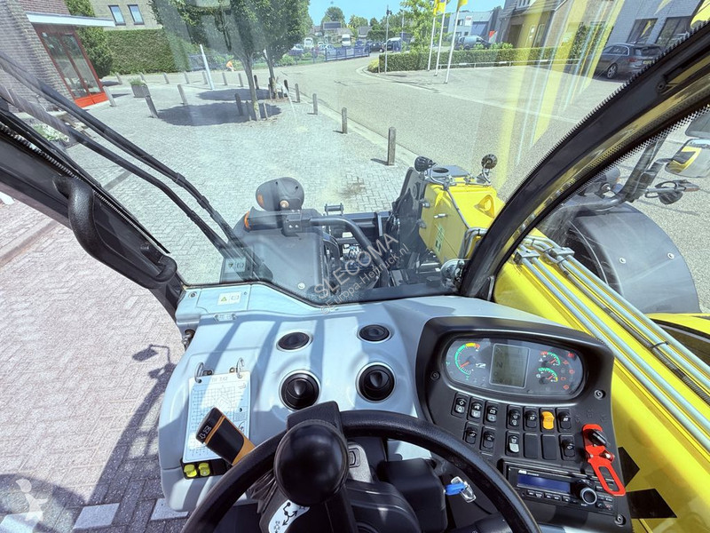 Chariot télescopique New Holland TH7.42...