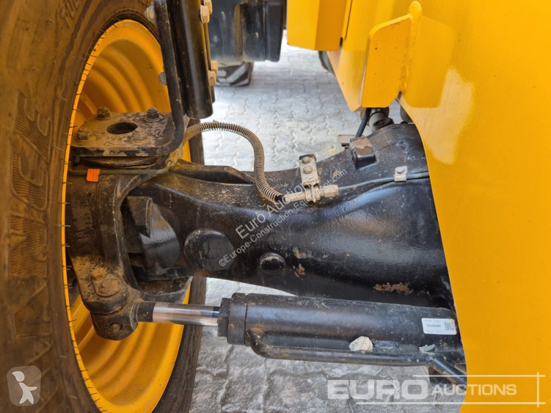 رافعة شوكية تلسكوبية JCB 540-170