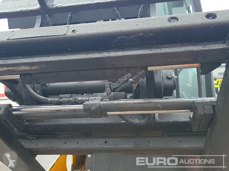 Încărcător telescopic JCB