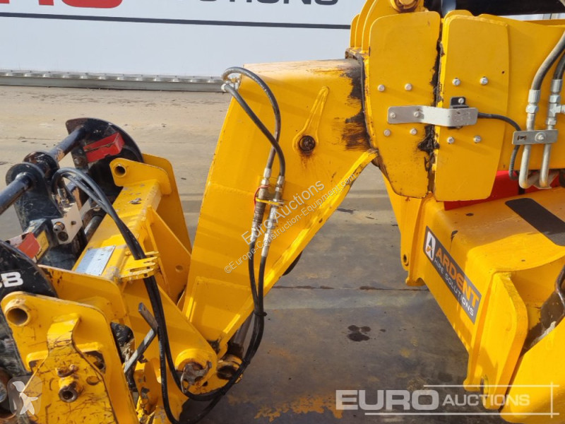 رافعة شوكية تلسكوبية JCB 540-140 Hi Viz