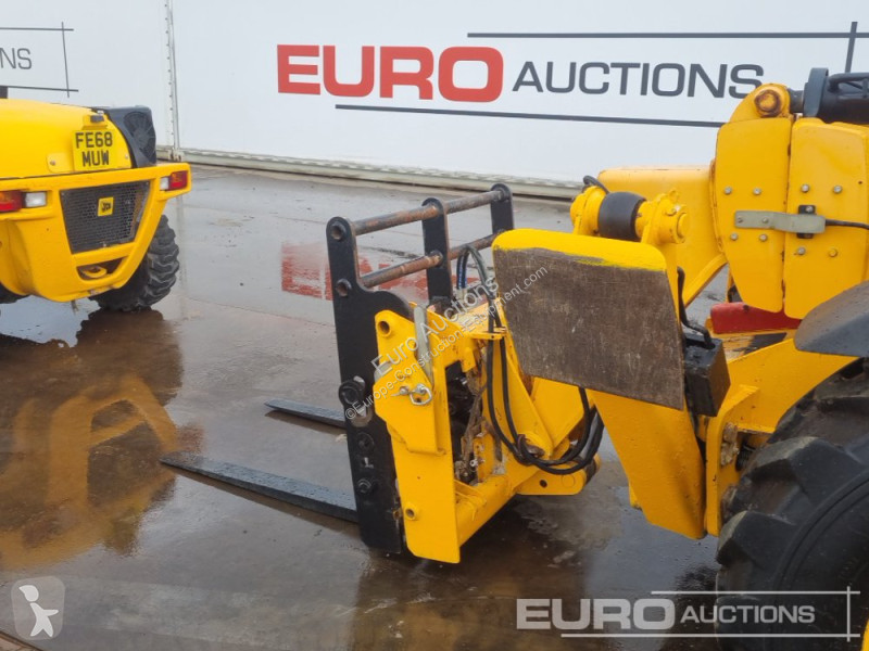 Încărcător telescopic JCB 535-125 Hi Viz
