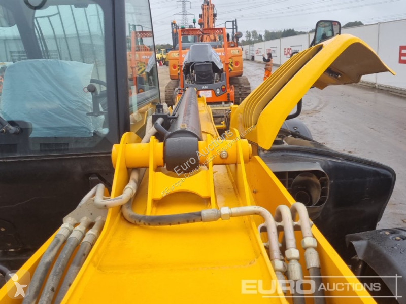 Teleskopický vozík JCB 540-140 Hi Viz