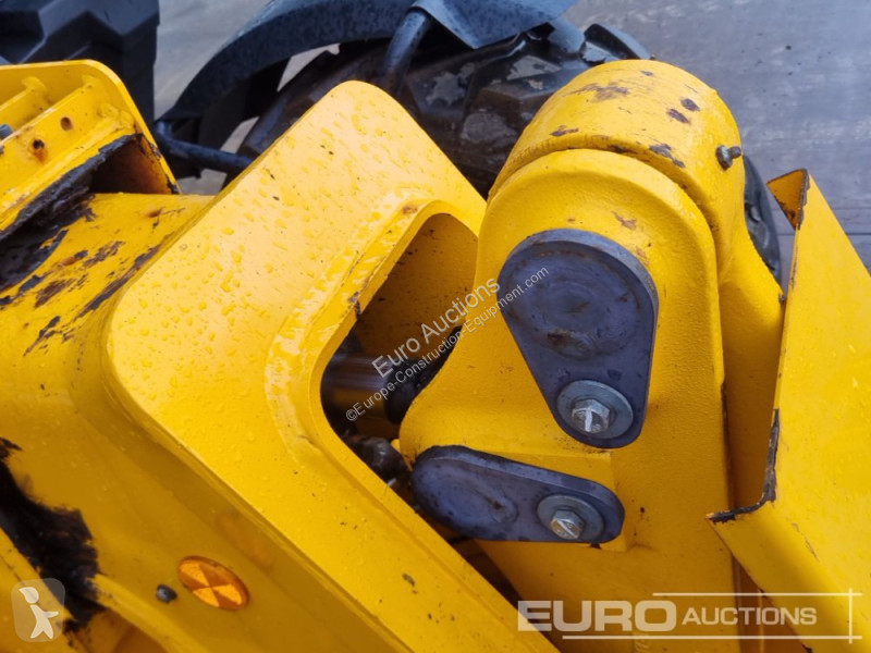 Teleskopický vozík JCB 531-70