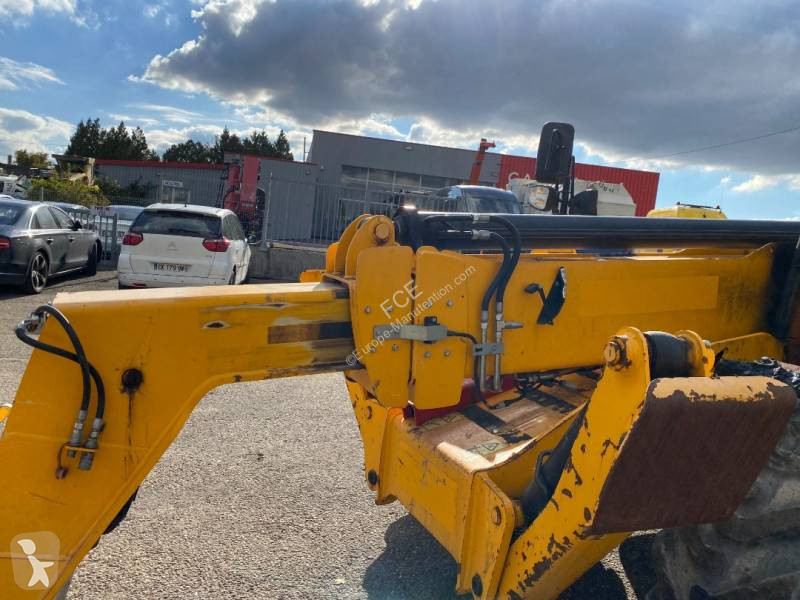 رافعة شوكية تلسكوبية JCB 540-140 -1er Main...