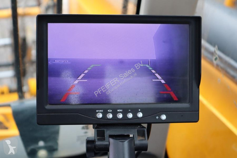 رافعة شوكية تلسكوبية JCB HI VIZ Diesel Stage V,...