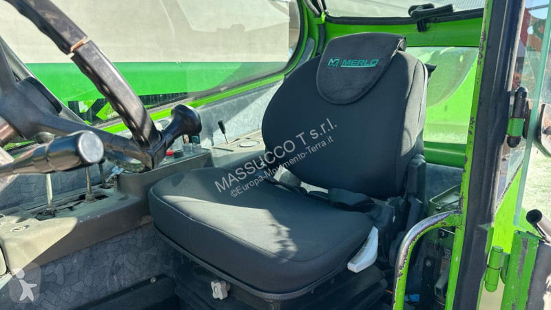 Teleskopický manipulátor Merlo P40.16 K 4x4