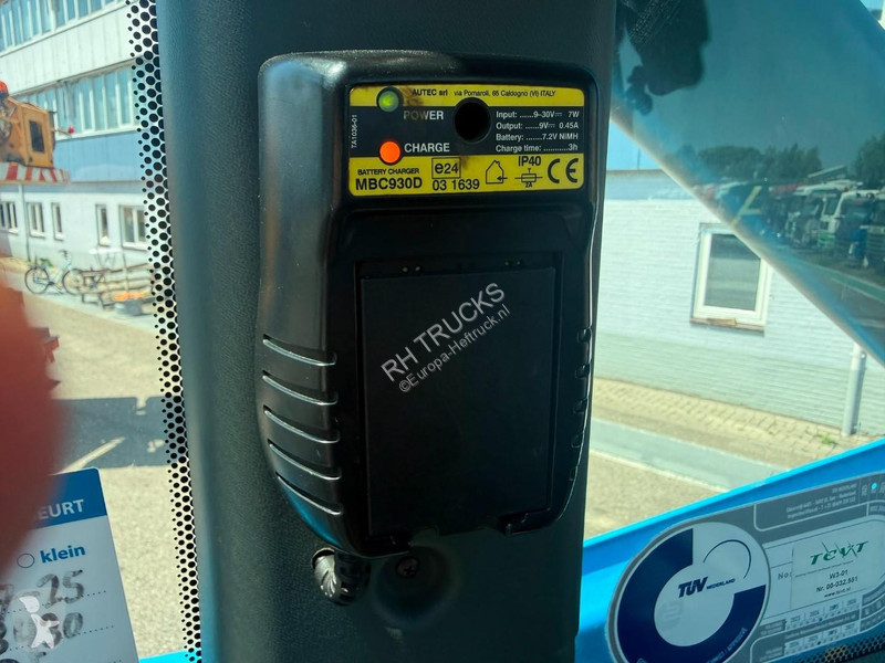رافعة شوكية تلسكوبية Magni 5.21 4x4x4 - 5 Ton -...