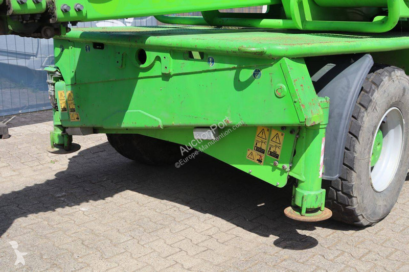 Chariot télescopique Merlo ROTO 40.30MCSS