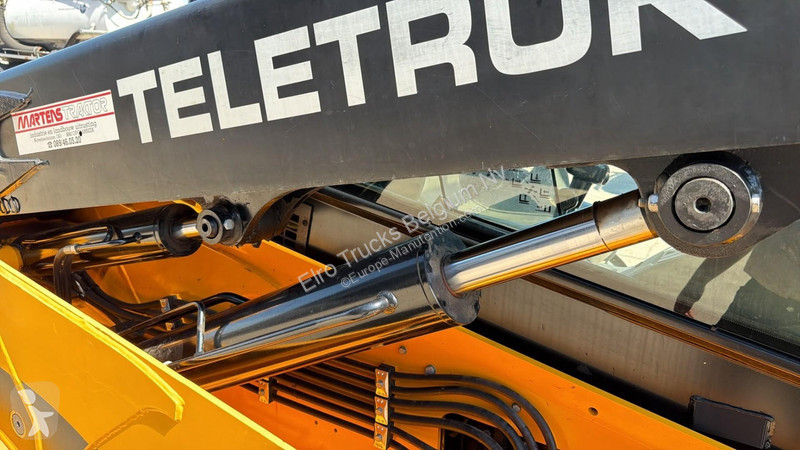 Chariot télescopique JCB 35D ( 853.6 HOURS !!!...