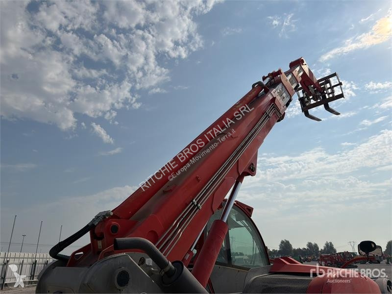 Телескопічний навантажувач Haulotte HLT4017