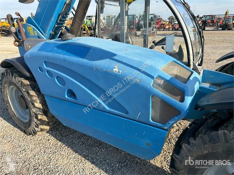 伸缩臂叉车 Genie Telehandler