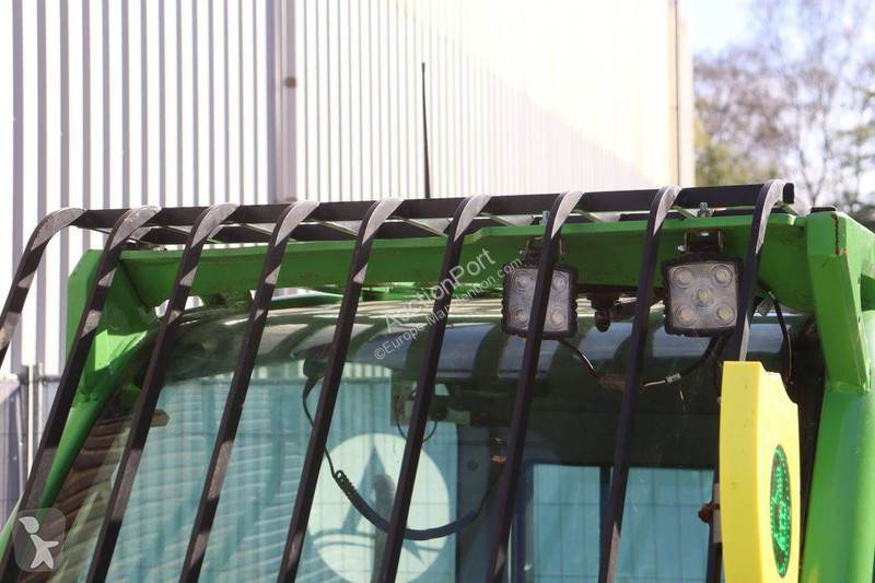 Merlo P27.6 PLUS telescopic handler